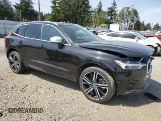 2018 Volvo XC60 R-Design z VIN YV4A22RM8J1000966, wystawiony jako Copart lot #56019245 z przebiegiem 69 195 mil mil oraz Szkoda całkowita • Salvage title. Historia ofert i sprzedaży dostępna na DreamBid. Obrazek 4.