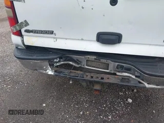 2003 Chevrolet Tahoe LS z VIN 1GNEC13Z53R173663, wystawiony jako IAAI lot #42695621 z przebiegiem 431 013 mil mil oraz . Historia ofert i sprzedaży dostępna na DreamBid. Obrazek 6.