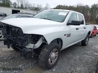 2018 Ram 2500 Tradesman with VIN 3C6UR4CJ5JG313018, listed as a IAAI auction lot 41757482 with 189,507 mi miles. Bid and sale history available at carsss.com. Image 2.