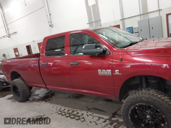 2015 Ram 2500 Tradesman с VIN 3C6UR5HL4FG528090, выставлен на аукционе IAAI как лот 41372919 с пробегом 131 249 миль миль и . История ставок и продаж доступна на DreamBid. Изображение 13.