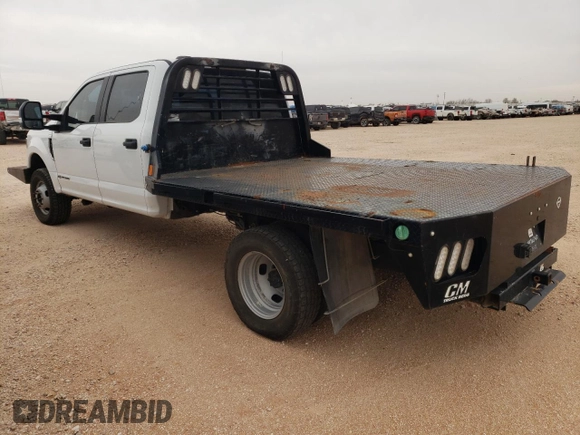 2022 Ford F-350 XL with VIN 1FD8W3HT5NEC92798, listed as a Copart auction lot 47594505 with 98,801 mi miles and Clean Title. Bid and sale history available at DreamBid. Image 2.