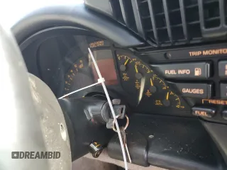 1992 Chevrolet Corvette with VIN 1G1YY23P1N5114172, listed as a Copart auction lot 44402695 with 0 mi miles and Salvage Title. Bid and sale history available at carsss.com. Image 9.