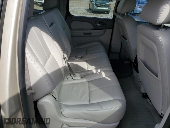 2013 Chevrolet Suburban LT with VIN 1GNSCJE00DR149337, listed as a Copart auction lot 51225565 with 193,746 mi miles and Salvage title. Bid and sale history available at DreamBid. Image 11.