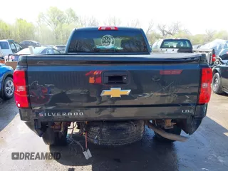 2019 Chevrolet Silverado 1500 LT with VIN 2GCVKPECXK1103705, listed as a IAAI auction lot 42003586 with 135,604 mi miles and . Bid and sale history available at DreamBid. Image 17.