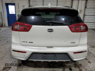 2017 Kia Niro EX with VIN KNDCC3LC0H5055039, listed as a Copart auction lot 51943185 with 115,571 mi miles and Clean Title. Bid and sale history available at carsss.com. Image 6.