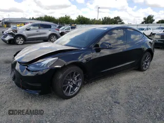 2023 Tesla Model 3 с VIN 5YJ3E1EA6PF454254, выставлен на аукционе Copart как лот 56881355 с пробегом 30 327 миль миль и Списание • Salvage title. История ставок и продаж доступна на DreamBid. Изображение 1.