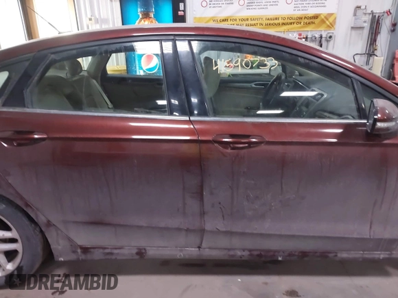 2016 Ford Fusion SE с VIN 3FA6P0H78GR268317, выставлен на аукционе IAAI как лот 41590733 с пробегом 61 889 миль миль и . История ставок и продаж доступна на DreamBid. Изображение 13.