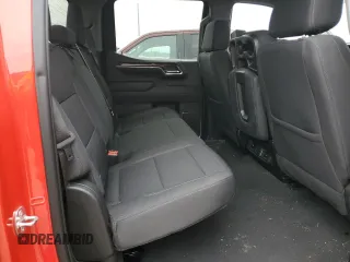 2023 Chevrolet Silverado 1500 LT with VIN 3GCPDKEK0PG230670, listed as a Copart auction lot 42433995 with 38,798 mi miles and Salvage Title. Bid and sale history available at carsss.com. Image 10.