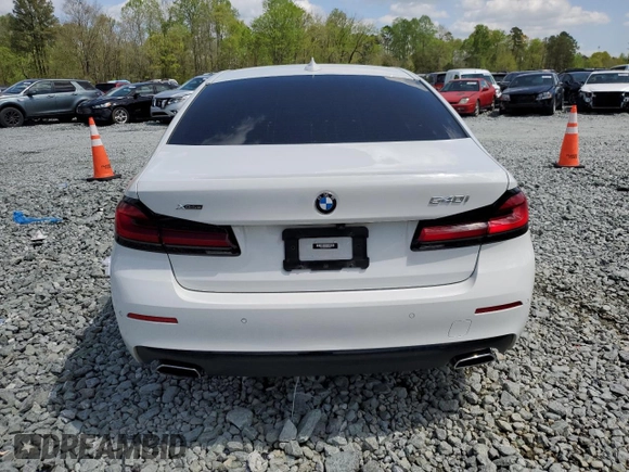 2022 BMW 5 Series 540i xDrive with VIN WBA73BJ06NWX59060, listed as a Copart auction lot 52142645 with 33,678 mi miles and Salvage title. Bid and sale history available at DreamBid. Image 6.
