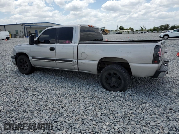 2004 Chevrolet Silverado 1500 LS with VIN 2GCEC19VX41154291, listed as a Copart auction lot 55132725 with 209,356 mi miles and Salvage Title. Bid and sale history available at DreamBid. Image 2.