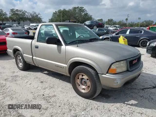 1999 GMC Sonoma with VIN 1GTCS144XX8502911, listed as a IAAI auction lot 41160683 with 119,776 mi miles. Bid and sale history available at carsss.com. Image 1.