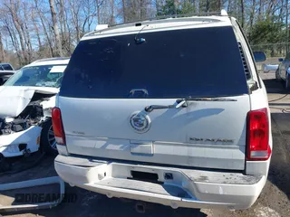 2005 Cadillac Escalade z VIN 1GYEK63N45R152595, wystawiony jako IAAI lot #41823123 z przebiegiem 163 157 mil mil oraz . Historia ofert i sprzedaży dostępna na DreamBid. Obrazek 17.