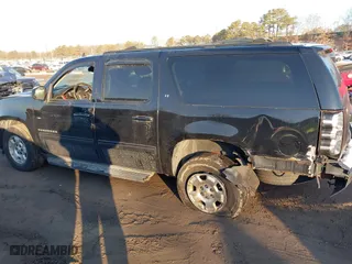 2013 Chevrolet Suburban LT with VIN 1GNSKJE78DR347079, listed as a IAAI auction lot 41404605 with 170,274 mi miles. Bid and sale history available at carsss.com. Image 14.