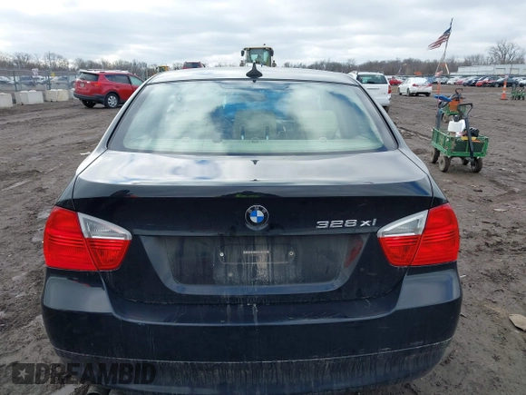 2008 BMW 3 Series 328xi with VIN WBAVC93518K036611, listed as a IAAI auction lot 41458902 with 162,425 mi miles and . Bid and sale history available at DreamBid. Image 16.