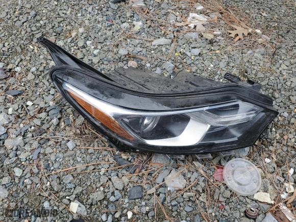 2020 Chevrolet Equinox LS with VIN 2GNAXHEV6L6271781, listed as a Copart auction lot 47104075 with 62,815 mi miles and Salvage Title. Bid and sale history available at carsss.com. Image 13.