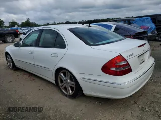 2005 Mercedes-Benz E 5.0L with VIN WDBUF70J25A682042, listed as a Copart auction lot 42377605 with 184,808 mi miles and Non Repairable. Bid and sale history available at carsss.com. Image 2.
