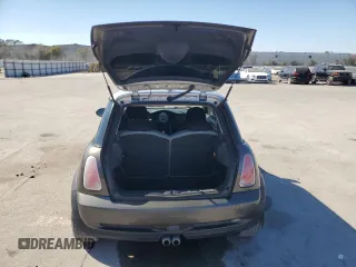2006 MINI Hardtop S with VIN WMWRE33596TJ33149, listed as a Copart auction lot 43462805 with Not Provided miles and Salvage Title. Bid and sale history available at DreamBid. Image 6.