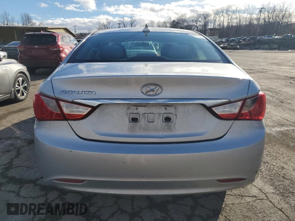 2011 Hyundai Sonata GLS with VIN 5NPEB4AC1BH245668, listed as a Copart auction lot 43205705 with 189,547 mi miles and Non Repairable. Bid and sale history available at DreamBid. Image 6.
