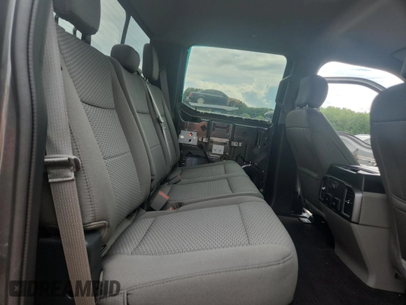 2020 Ford F-150 XL with VIN 1FTEW1E57LKE84711, listed as a Copart auction lot 60990165 with 70,560 mi miles and Clean title. Bid and sale history available at DreamBid. Image 10.