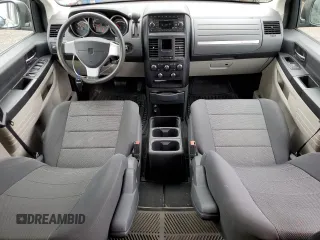 2008 Dodge Grand Caravan SE z VIN 2D8HN44H08R796201, wystawiony jako Copart lot #56981925 z przebiegiem 268 007 mil mil oraz Czysty tytuł • Clean title. Historia ofert i sprzedaży dostępna na DreamBid. Obrazek 8.