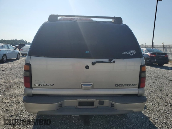 2005 Chevrolet Tahoe Z71 with VIN 1GNEK13T05R176441, listed as a Copart auction lot 67232674 with 211,872 mi miles and Salvage Title. Bid and sale history available at carsss.com. Image 6.