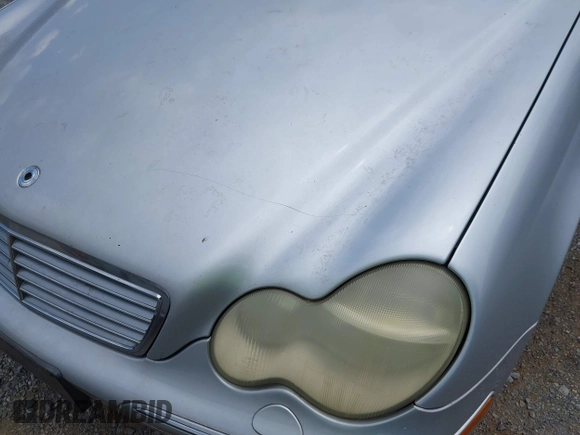 2003 Mercedes-Benz C 240 с VIN WDBRF81J73F366372, выставлен на аукционе IAAI как лот 42715567 с пробегом 159 500 миль миль и . История ставок и продаж доступна на DreamBid. Изображение 15.