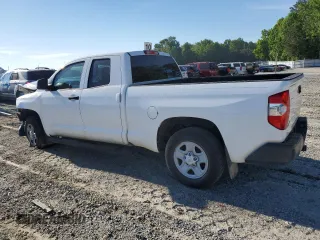 2016 Toyota Tundra SR z VIN 5TFRM5F15GX104090, wystawiony jako Copart lot #55453575 z przebiegiem 105 821 mil mil oraz Szkoda całkowita • Salvage title. Historia ofert i sprzedaży dostępna na DreamBid. Obrazek 2.