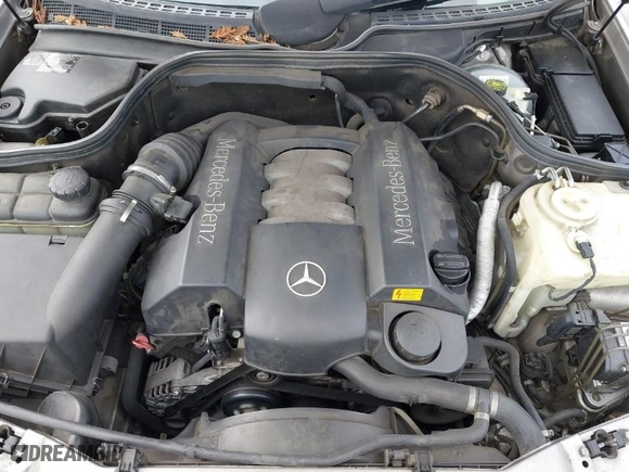 2003 Mercedes-Benz CLK-Class 3.2L with VIN WDBLK65G13T138714, listed as a IAAI auction lot 41667330 with 235,314 mi miles. Bid and sale history available at carsss.com. Image 10.