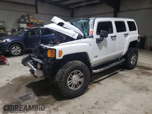 2008 Hummer H3 SUV with VIN 5GTEN13E288176624, listed as a Copart auction lot 82398294 with 72,404 mi miles and Salvage Title. Bid and sale history available at DreamBid. Image 1.