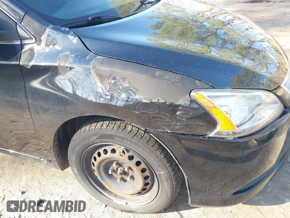 2015 Nissan Sentra S with VIN 3N1AB7AP5FY253223, listed as a IAAI auction lot 41767716 with 140,832 mi miles and . Bid and sale history available at DreamBid. Image 6.
