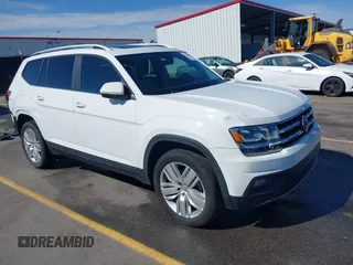 2019 Volkswagen Atlas SE z VIN 1V2WR2CA3KC503490, wystawiony jako IAAI lot #42168340 z przebiegiem 70 868 mil mil oraz . Historia ofert i sprzedaży dostępna na DreamBid. Obrazek 1.