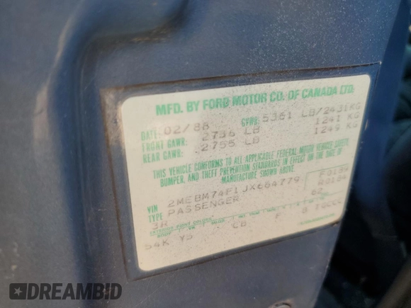 1988 Mercury Grand Marquis GS z VIN 2MEBM74F1JX664779, wystawiony jako Copart lot #76826594 z przebiegiem Nie podano mil oraz Szkody całkowita. Historia ofert i sprzedaży dostępna na DreamBid. Obrazek 12.