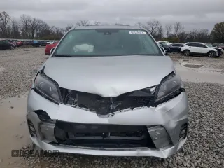 2020 Toyota Sienna SE with VIN 5TDXZ3DC4LS056244, listed as a Copart auction lot 80569924 with 33,287 mi miles and Salvage Title. Bid and sale history available at carsss.com. Image 5.