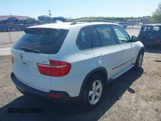 2008 BMW X5 3.0si with VIN 5UXFE43568L003293, listed as a IAAI auction lot 42054258 with 218,524 mi miles. Bid and sale history available at carsss.com. Image 4.