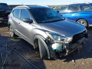 2018 Nissan Kicks S with VIN 3N1CP5CU8JL521236, listed as a IAAI auction lot 41317729 with 92,906 mi miles. Bid and sale history available at carsss.com. Image 1.