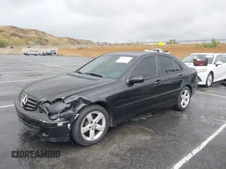 2005 Mercedes-Benz C 240 with VIN WDBRF61J25A790966, listed as a IAAI auction lot 41506319 with 190,131 mi miles and . Bid and sale history available at DreamBid. Image 14.