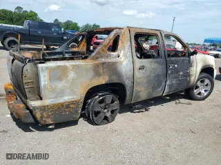 2009 Chevrolet Avalanche LTZ with VIN 3GNEC32039G204013, listed as a Copart auction lot 58323154 with 0 mi miles and Salvage Title. Bid and sale history available at carsss.com. Image 3.