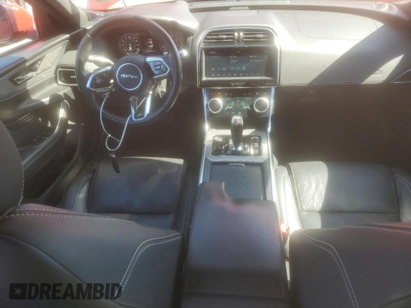 2020 Jaguar XE R-Dynamic S z VIN SAJAT4GX3LCP58893, wystawiony jako Copart lot #48403535 z przebiegiem 72 846 mil mil oraz Szkoda całkowita • Salvage title. Historia ofert i sprzedaży dostępna na DreamBid. Obrazek 8.