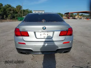 2013 BMW 7 Series 750Li xDrive with VIN WBAYF8C52DD140831, listed as a IAAI auction lot 41941071 with 207,251 mi miles. Bid and sale history available at carsss.com. Image 16.