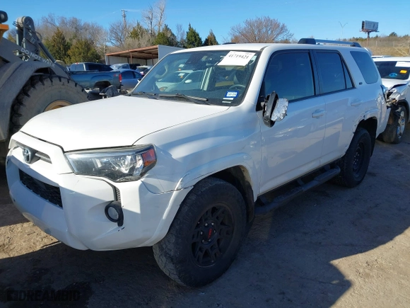2020 Toyota 4Runner SR5 with VIN JTEBU5JR0L5762240, listed as a IAAI auction lot 41719421 with 59,381 mi miles. Bid and sale history available at carsss.com. Image 16.