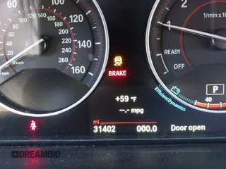 2019 BMW 4 Series 440i xDrive with VIN WBA4J7C52KBM75345, listed as a IAAI auction lot 40613703 with 31,402 mi miles and . Bid and sale history available at carsss.com. Image 7.