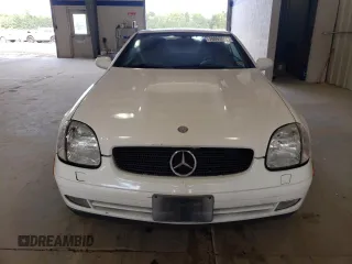 1998 Mercedes-Benz SLK-Class with VIN WDBKK47F1WF033145, listed as a Copart auction lot 70603624 with 315,306 mi miles and Clean Title. Bid and sale history available at carsss.com. Image 5.