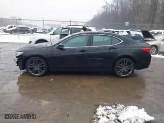 2018 Acura TLX with VIN 19UUB1F31JA001500, listed as a IAAI auction lot 41571900 with 178,001 mi miles. Bid and sale history available at carsss.com. Image 14.