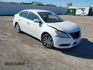 2015 Nissan Sentra SV z VIN 3N1AB7AP5FL678504, wystawiony jako IAAI lot #40859247 z przebiegiem 99 488 mil mil oraz . Historia ofert i sprzedaży dostępna na DreamBid. Obrazek 1.