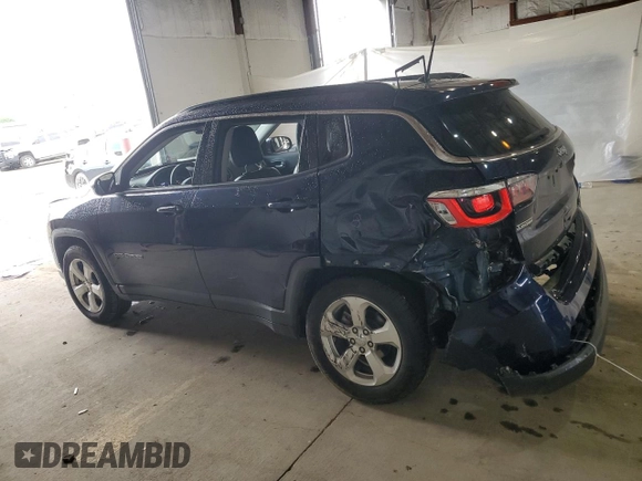 2018 Jeep Compass Latitude z VIN 3C4NJCBB6JT265612, wystawiony jako Copart lot #56628905 z przebiegiem 108 592 mil mil oraz Szkoda całkowita • Salvage title. Historia ofert i sprzedaży dostępna na DreamBid. Obrazek 2.