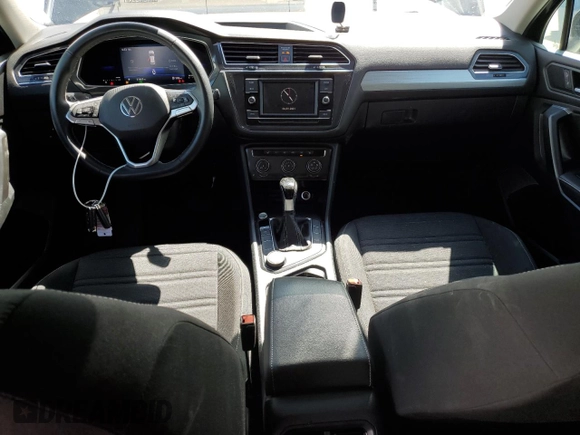 2022 Volkswagen Tiguan S with VIN 3VV0B7AXXNM045175, listed as a Copart auction lot 51555585 with 57,657 mi miles and Salvage title. Bid and sale history available at DreamBid. Image 8.