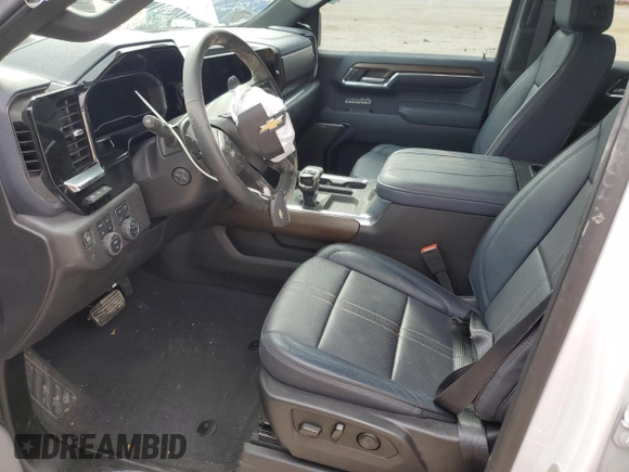 2024 Chevrolet Silverado 1500 High Country with VIN 3GCUDJED8RG361167, listed as a Copart auction lot 45368785 with 7,212 mi miles and Salvage Title. Bid and sale history available at DreamBid. Image 7.