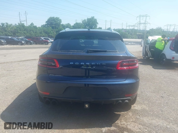 2018 Porsche Macan S with VIN WP1AB2A50JLB31206, listed as a IAAI auction lot 42539442 with 52,941 mi miles and . Bid and sale history available at DreamBid. Image 17.