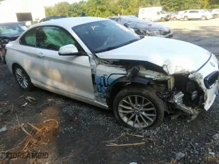 2016 BMW 2 Series 228i xDrive with VIN WBA1G9C55GV726460, listed as a IAAI auction lot 39985264 with NaN miles. Bid and sale history available at carsss.com. Image 1.