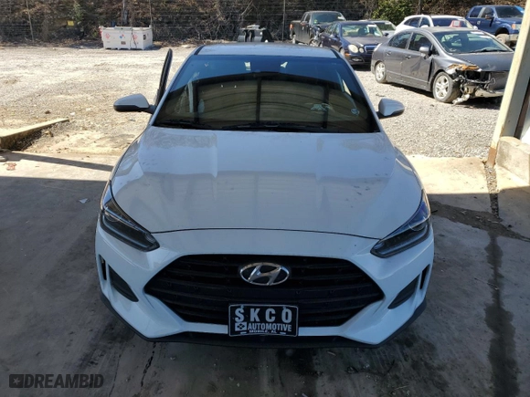 2019 Hyundai Veloster 2.0 with VIN KMHTG6AF7KU017206, listed as a Copart auction lot 48243135 with 104,697 mi miles and Salvage Title. Bid and sale history available at carsss.com. Image 5.